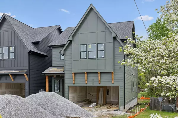 2429B Chapman Dr, Nashville, TN 37206