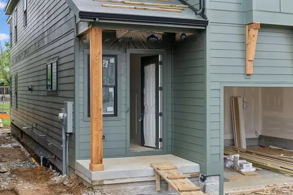 2429B Chapman Dr, Nashville, TN 37206