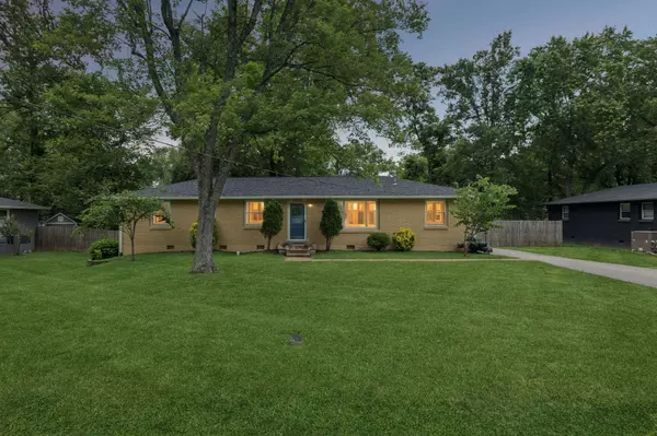 5044 Suter Dr, Nashville, TN 37211