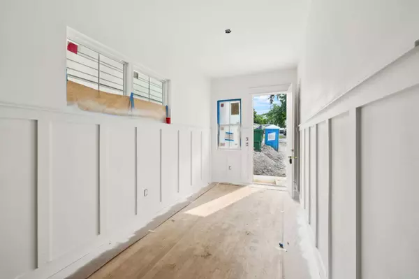 2418B Chapman Dr, Nashville, TN 37206