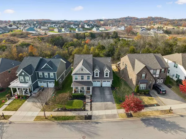 631 Lingering Way, Hendersonville, TN 37075