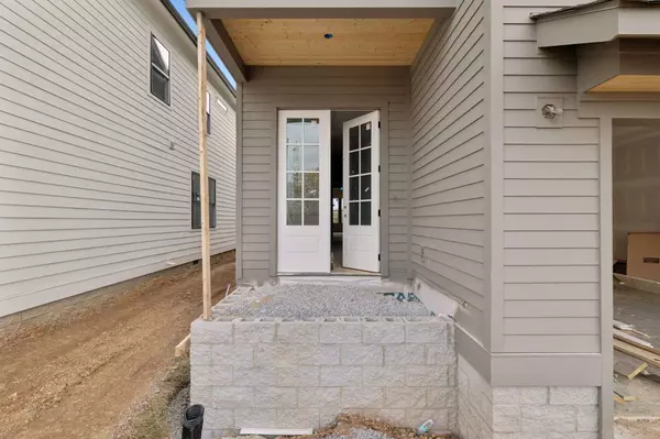 905B Potter Ln, Nashville, TN 37206