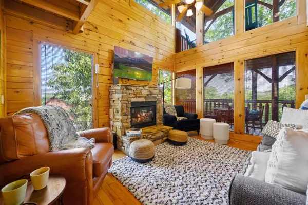 1105 Autumn Path Way, Sevierville, TN 37862