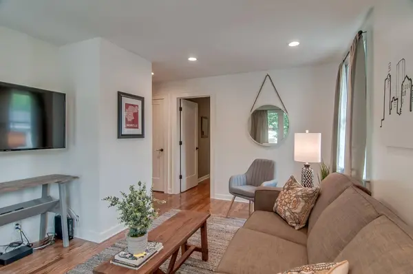 1005 13th Ave S #H, Nashville, TN 37212