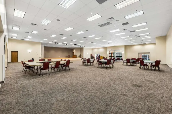 480 Hogan Rd, Nashville, TN 37220