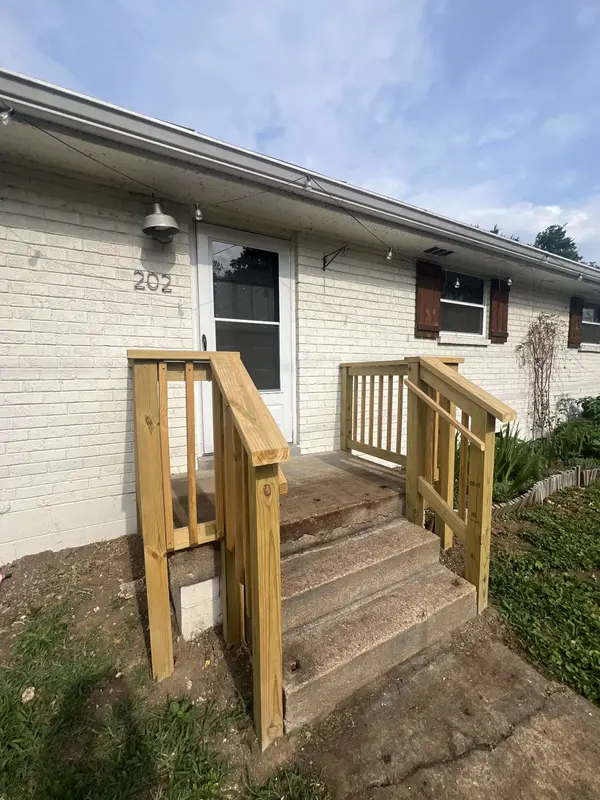 202 S 16th St, Nashville, TN 37206