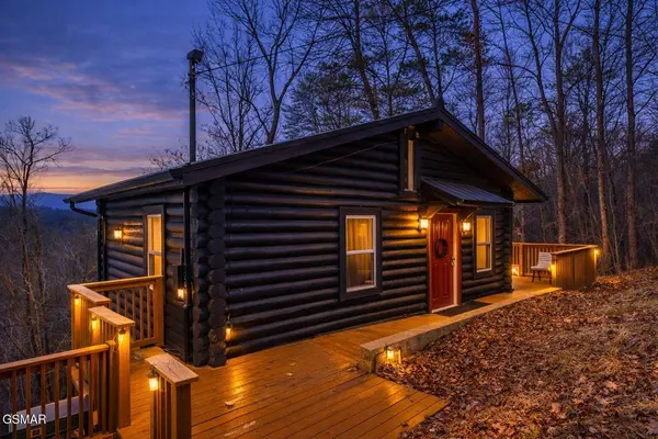 1065 Shell Mountain RD, Sevierville, TN 37876