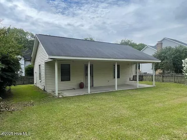 2906 Hunters, Greenville, NC 27858