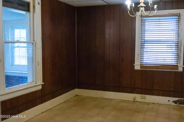 913 Faison ST E, Wilson, NC 27893