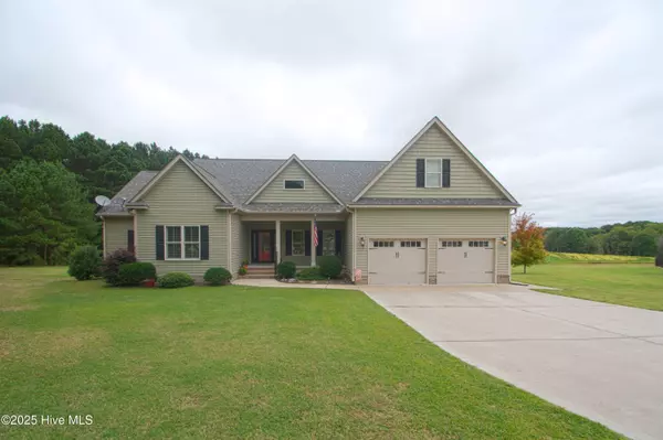 5204 Sandbridge RD, Bailey, NC 27807