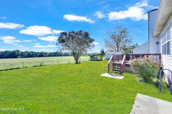 520 Huff DR, Winterville, NC 28590