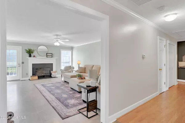 520 Huff DR, Winterville, NC 28590