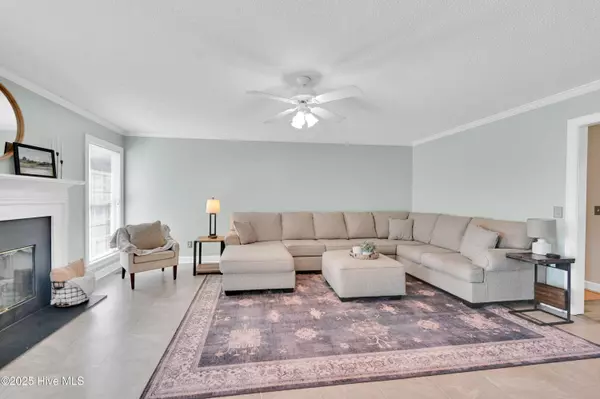 520 Huff DR, Winterville, NC 28590