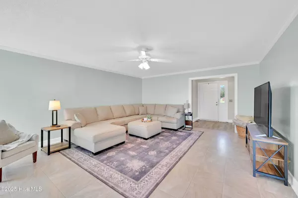 520 Huff DR, Winterville, NC 28590