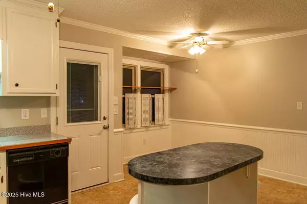 5300 Evansdale RD, Wilson, NC 27893