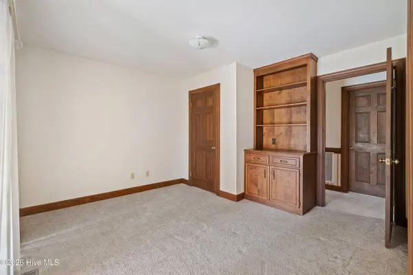 4318 Country Club DR N, Wilson, NC 27896
