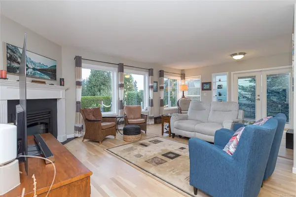 659 Windward WAY, Qualicum Beach, BC V9K 2K4
