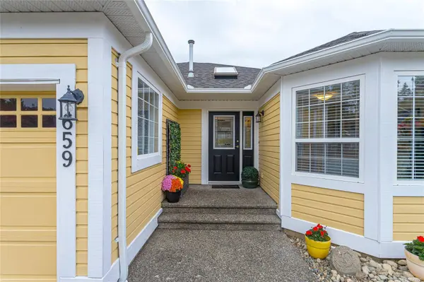 659 Windward WAY, Qualicum Beach, BC V9K 2K4