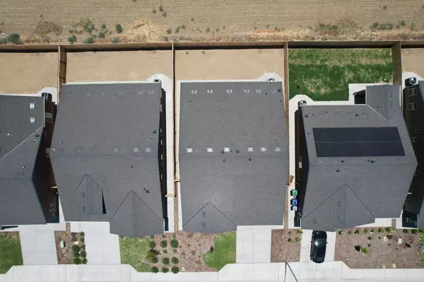 1225 E Orange ST, Avenal, CA 93204