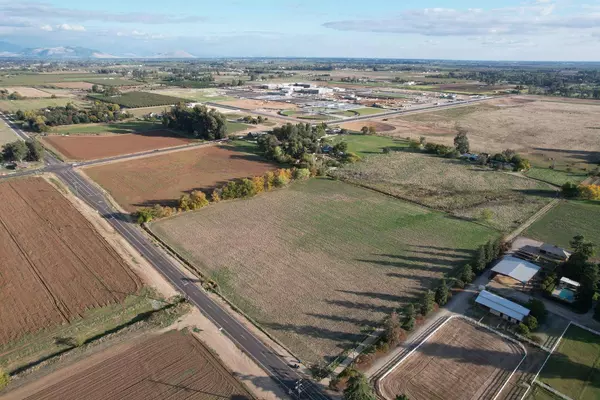 8285 E Shields AVE, Fresno, CA 93737