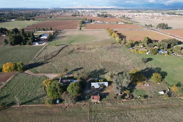 8285 E Shields AVE, Fresno, CA 93737