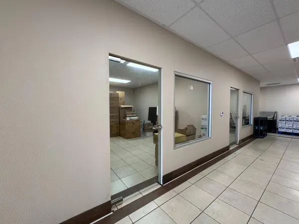 111 E Mountain View AVE, Caruthers, CA 93609