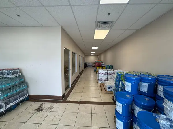 111 E Mountain View AVE, Caruthers, CA 93609