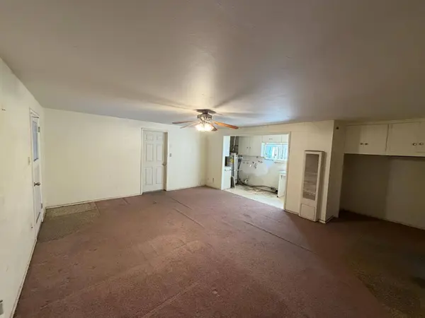 3478 W Mckinley AVE, Fresno, CA 93722