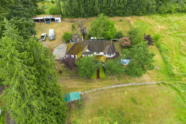 2453 East Wellington Rd, Nanaimo, BC V9R 6V6