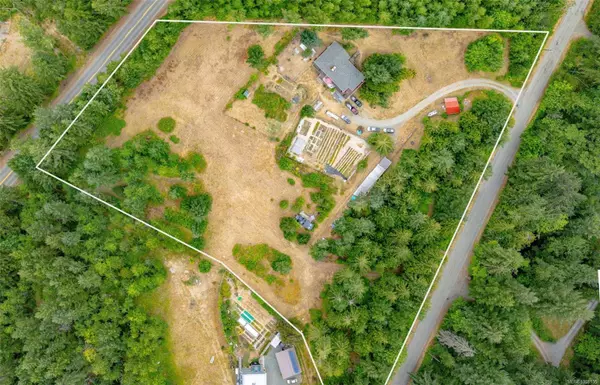 5886 Kapoor Rd, Duncan, BC V9L 6H6