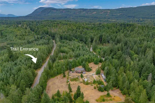 5886 Kapoor Rd, Duncan, BC V9L 6H6