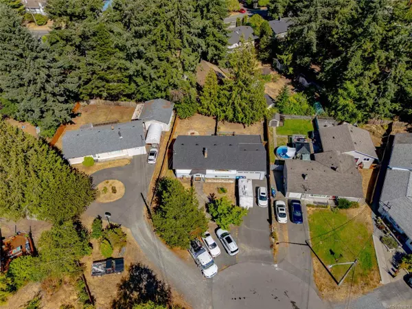 462 Diamond Blvd, Nanaimo, BC V9T 2X5