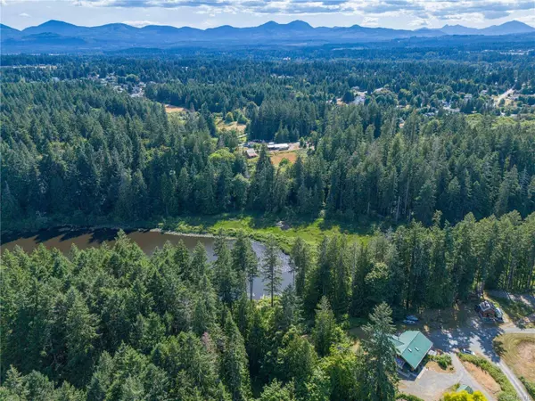 1813 Rugg Rd, Nanaimo, BC V9X 1N1