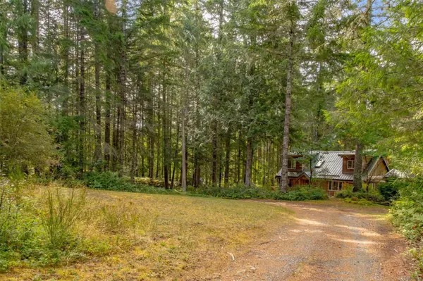5972 Cowichan Lake Rd, Duncan, BC V9L 6H7