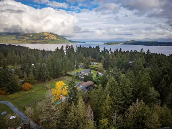 510 Voutrait Rd, Mill Bay, BC V0R 2P3