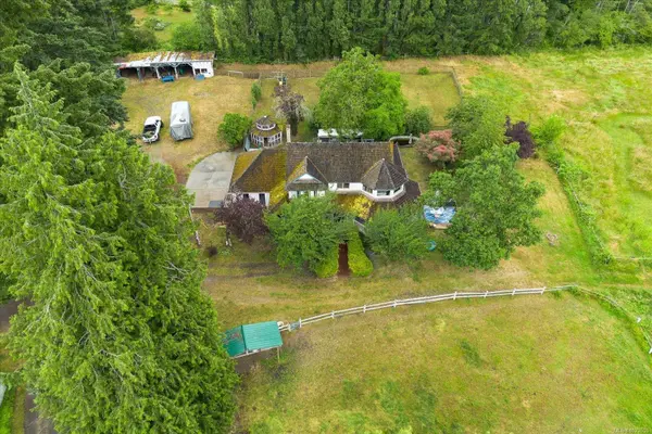 2453 East Wellington Rd, Nanaimo, BC V9R 6V6