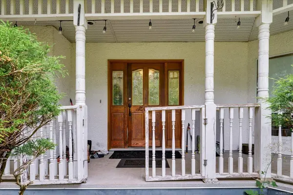 2453 East Wellington Rd, Nanaimo, BC V9R 6V6