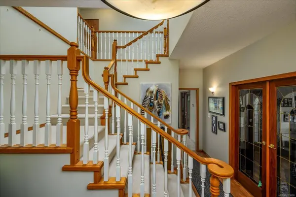 2453 East Wellington Rd, Nanaimo, BC V9R 6V6