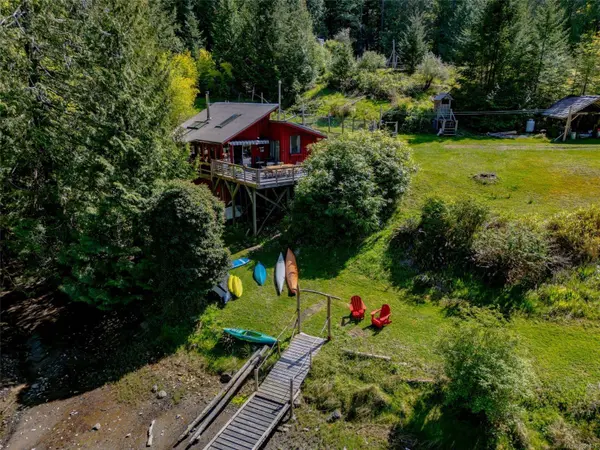 5 WILLIAMS Rd, Lasqueti Island, BC V0R 2J0