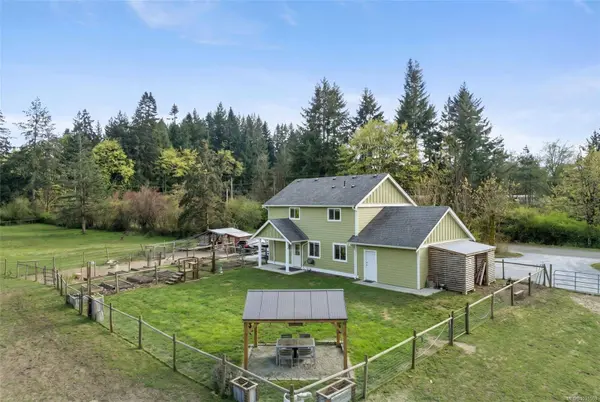 4425 Telegraph Rd, Cobble Hill, BC V0R 1N2