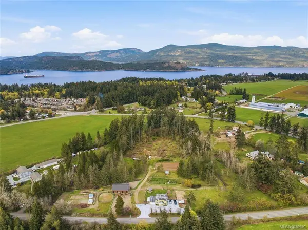 4425 Telegraph Rd, Cobble Hill, BC V0R 1N2