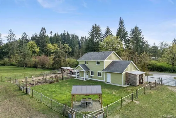 4425 Telegraph Rd, Cobble Hill, BC V0R 1N2