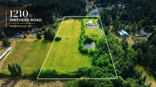 1210 Smithers Rd, Parksville, BC V2T 7Y3