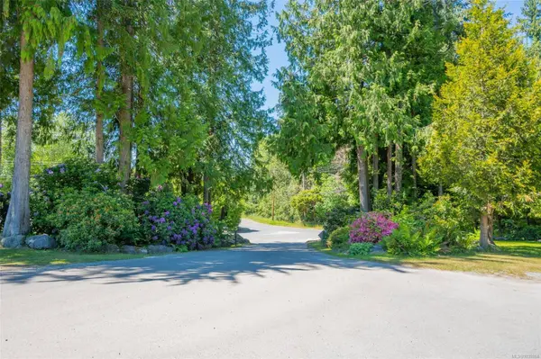 5300 Yukon Ave, Powell River, BC V8A 4H4