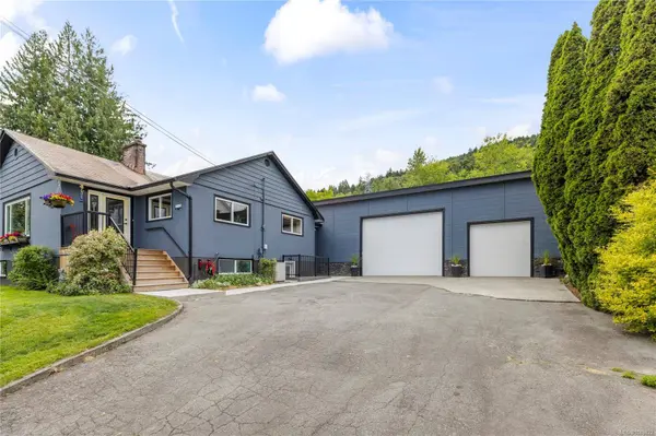 446 Davis Rd