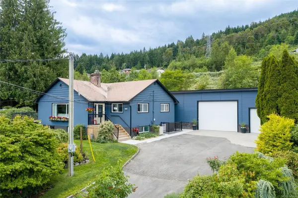 446 Davis Rd, Ladysmith, BC V9G 1V5