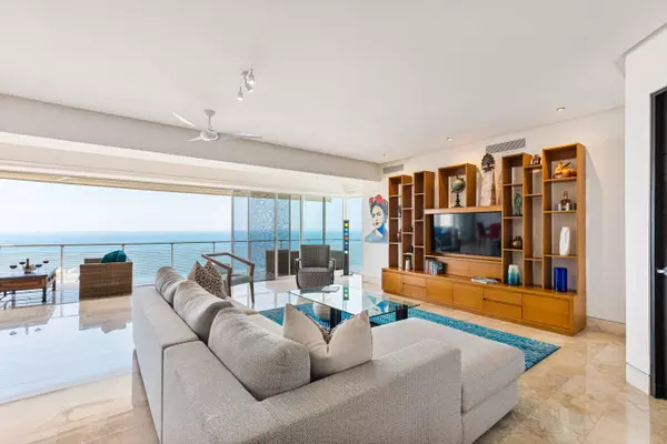 143 Cerrada de los Pinos #PH6, Puerto Vallarta, JALISCO