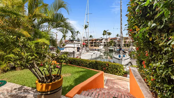 S/N Francisco Medina Ascencio #33, Puerto Vallarta, JALISCO