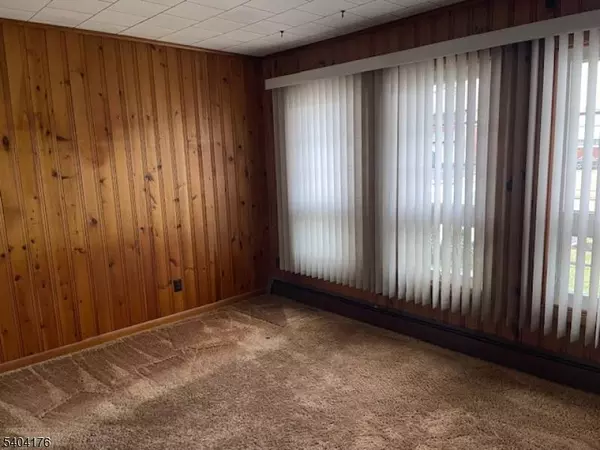 339 Boyle Ave, Totowa Boro, NJ 07512