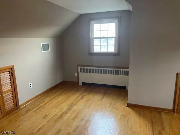 339 Boyle Ave, Totowa Boro, NJ 07512